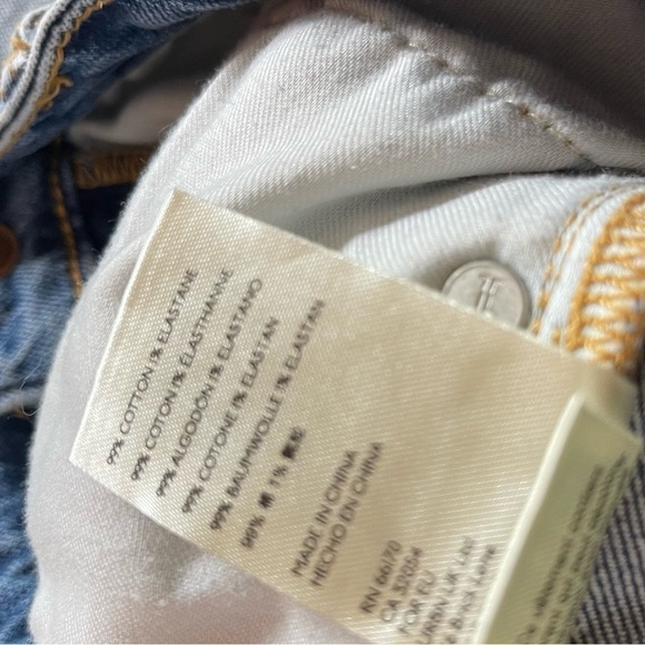 Pilcro x Anthropologie Denim Distressed Long Bermuda Shorts Women's Size 25 - Picture 3 of 6